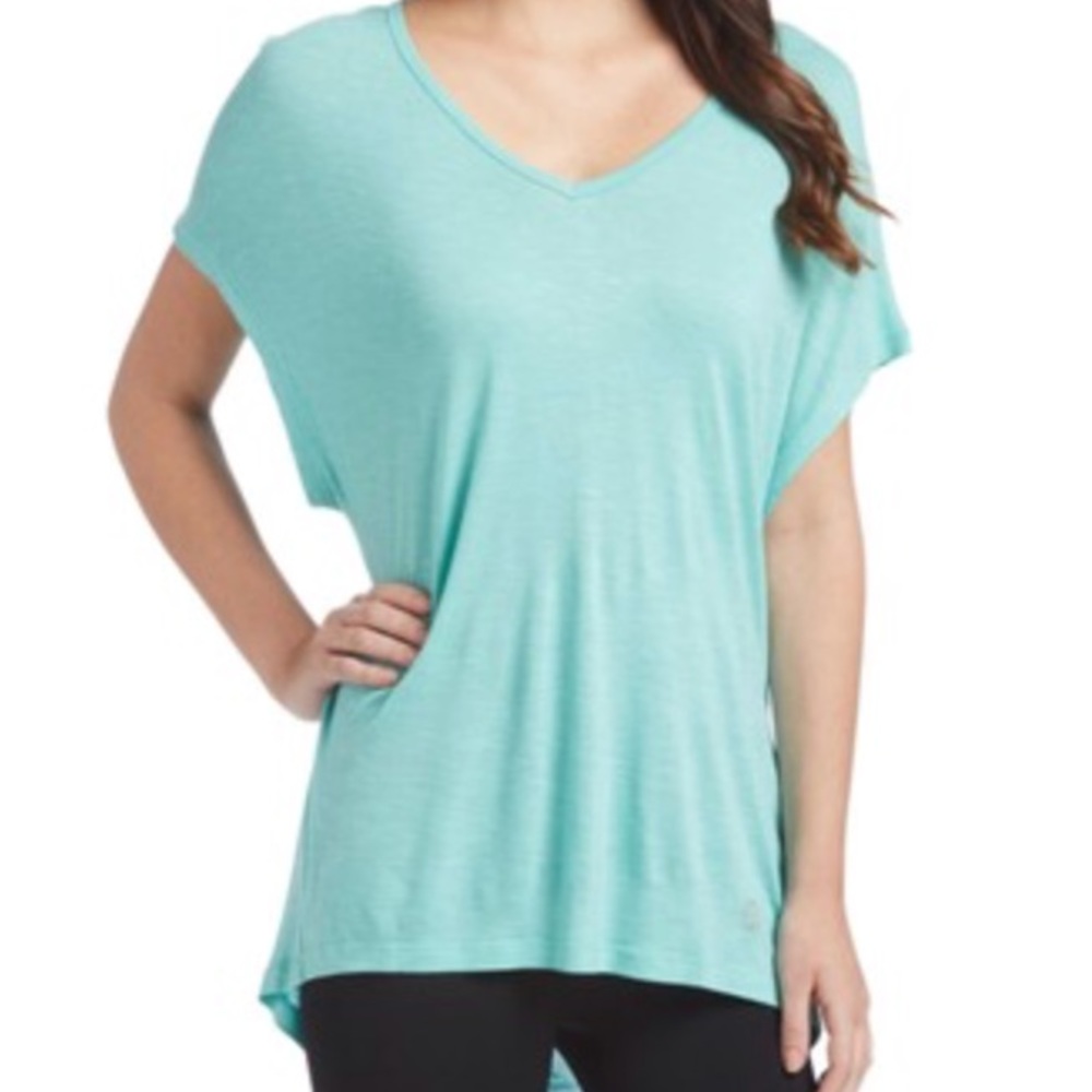 Balance Collection Pool Blue Sparrow tee